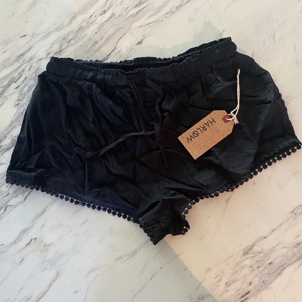NWT black Harlow bobble shorts size S